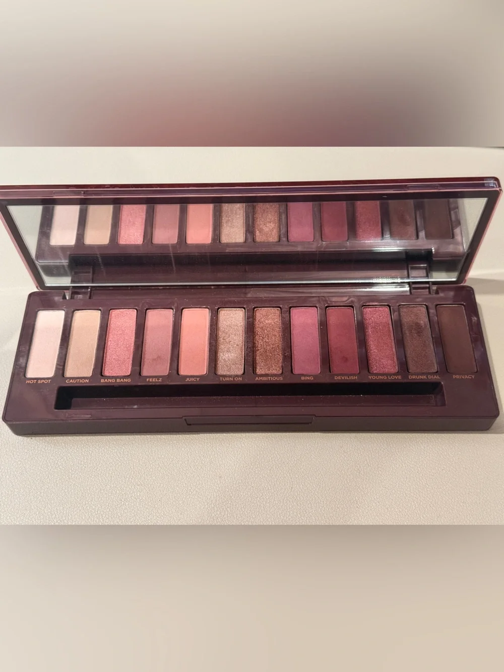 Urban Decay Naked Cherry Eyeshadow Palette - Cherry, Berry, Rose Tones